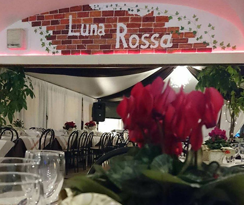 luna rossa